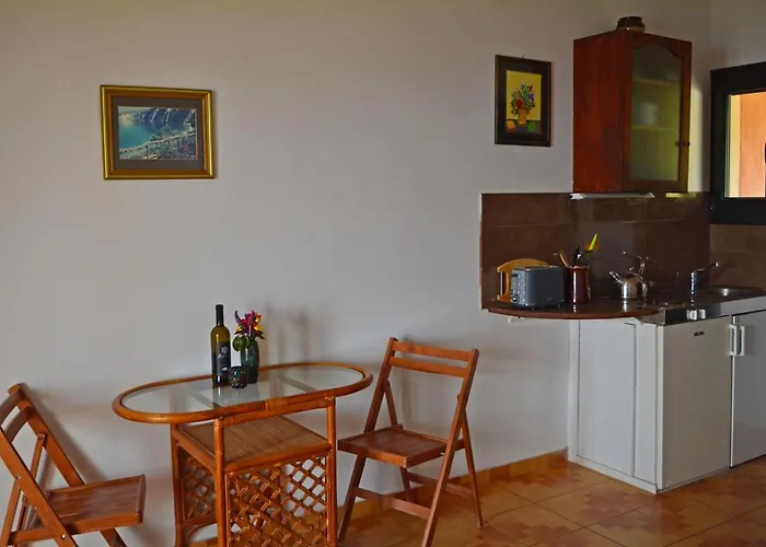 Stella Vineyard Λουρδάτα